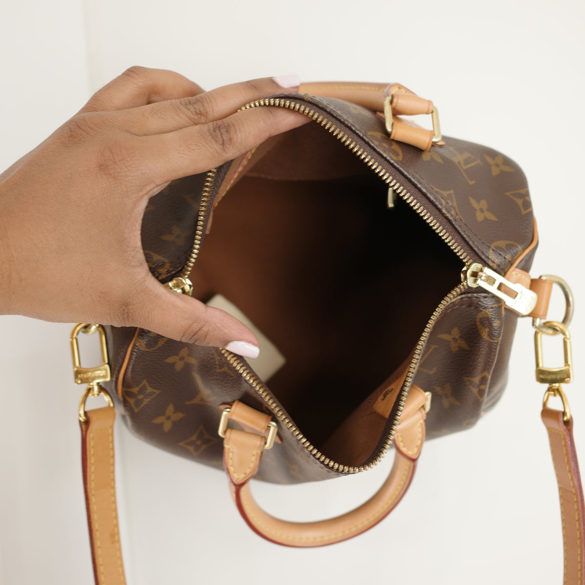 LOUIS VUITTON Monogram Speedy 25 Bandoliere
