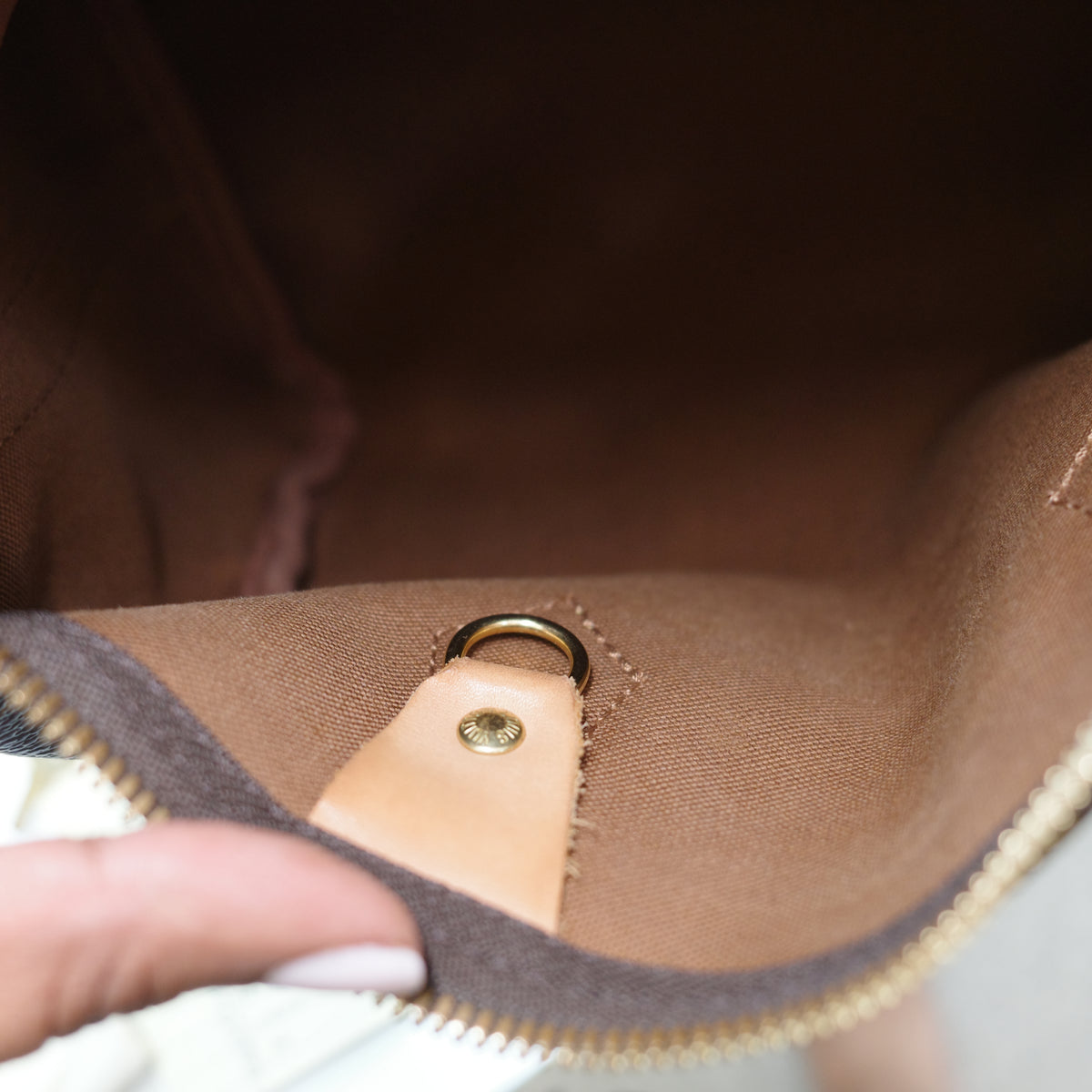 LOUIS VUITTON Monogram Speedy 25 Bandoliere