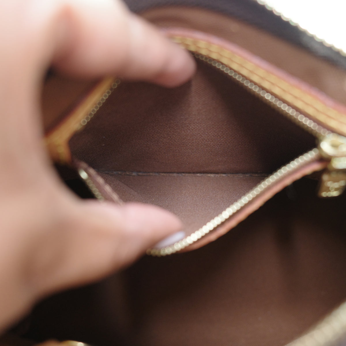 LOUIS VUITTON Monogram Speedy 25 Bandoliere