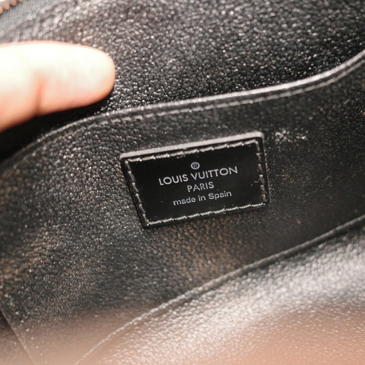 LOUIS VUITTON Electric Epi Black Cosmetic PM
