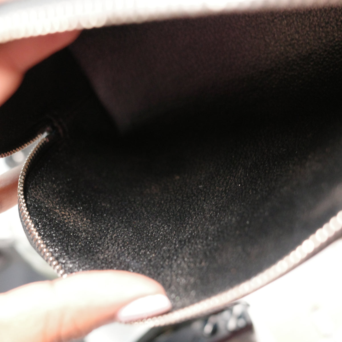LOUIS VUITTON Electric Epi Black Cosmetic PM