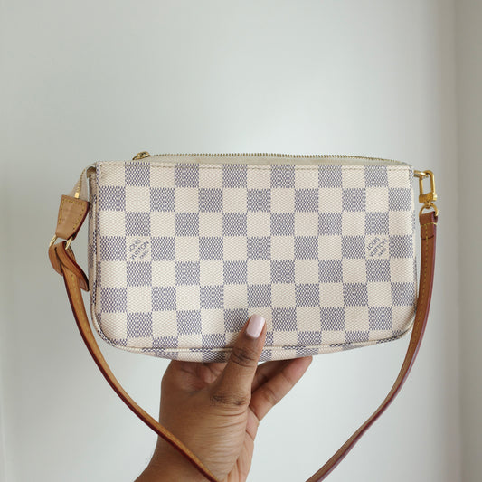 LOUIS VUITTON Damier Azur Pochette Accessoires
