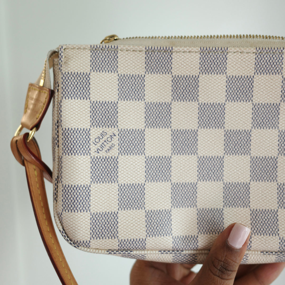 LOUIS VUITTON Damier Azur Pochette Accessoires