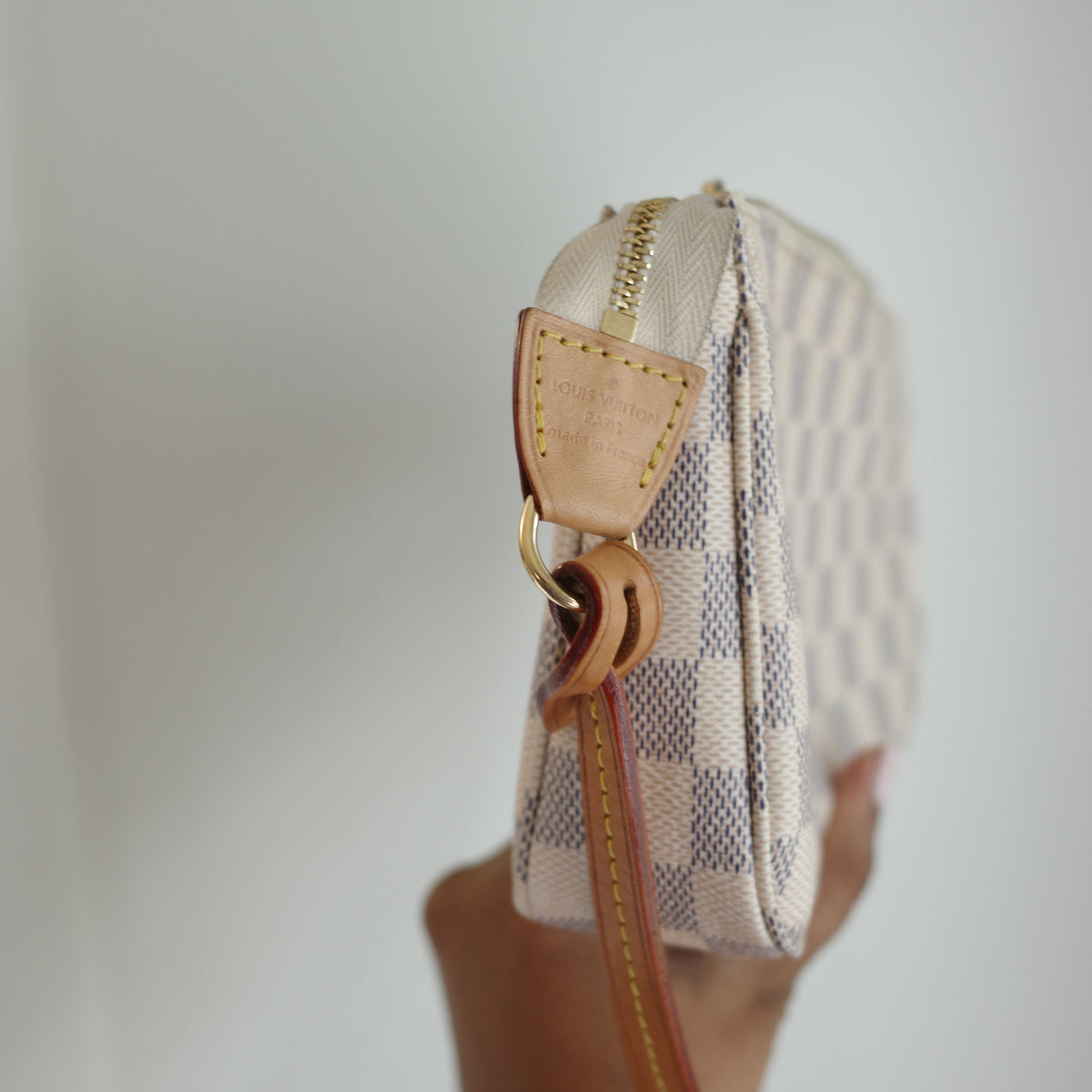 LOUIS VUITTON Damier Azur Pochette Accessoires