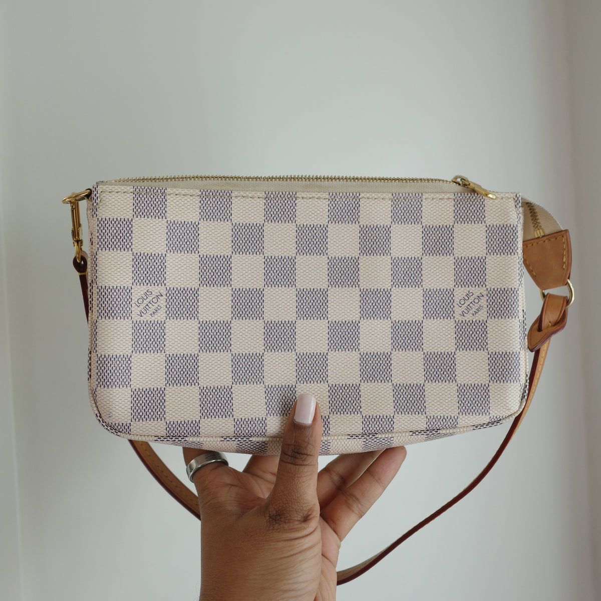 LOUIS VUITTON Damier Azur Pochette Accessoires