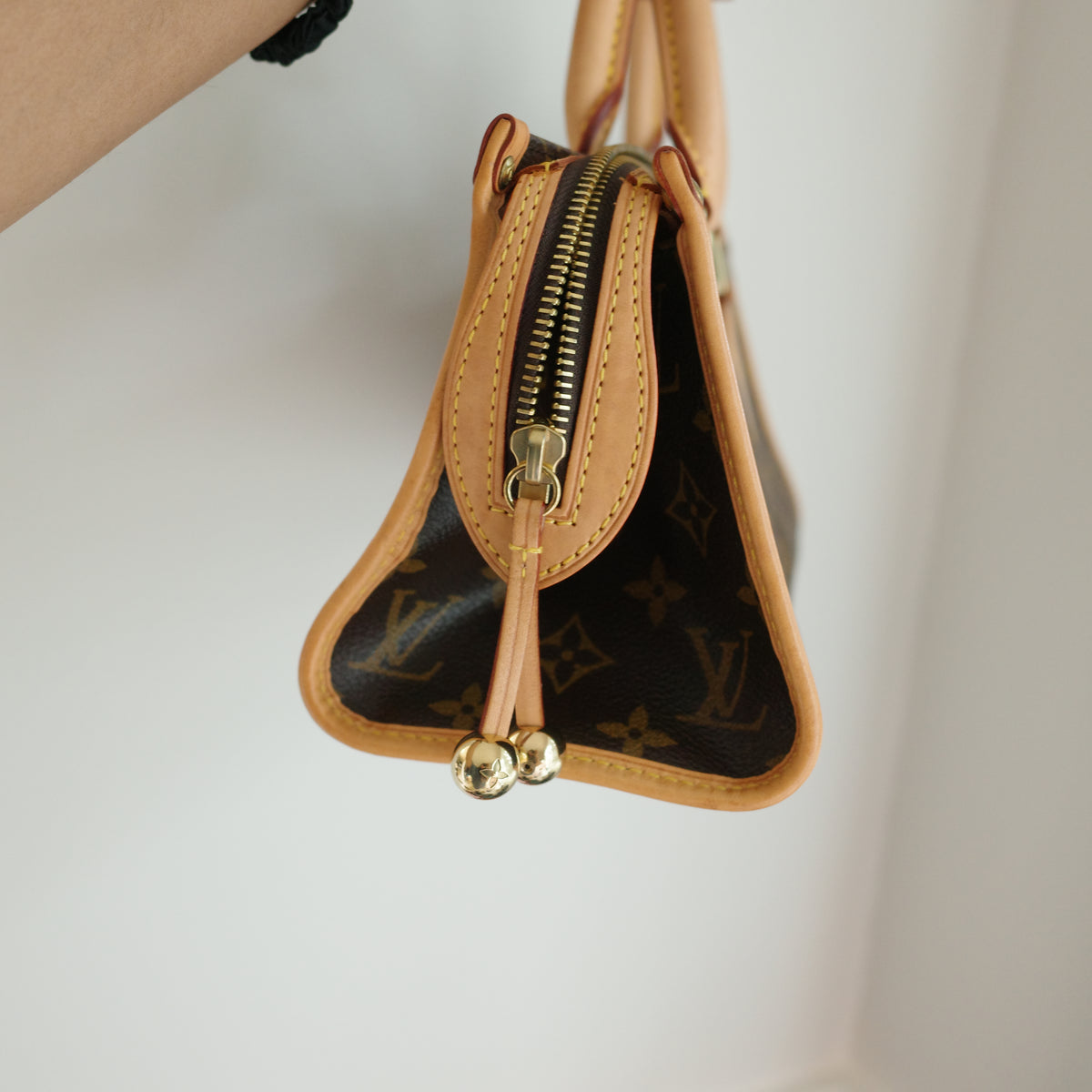 LOUIS VUITTON Monogram Poppincourt