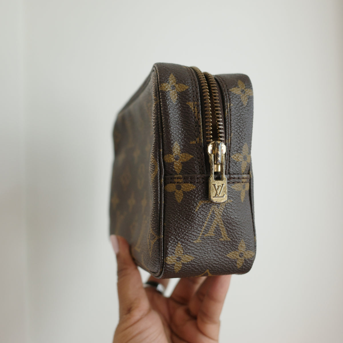 LOUIS VUITTON Monogram Trousse 18 RARE