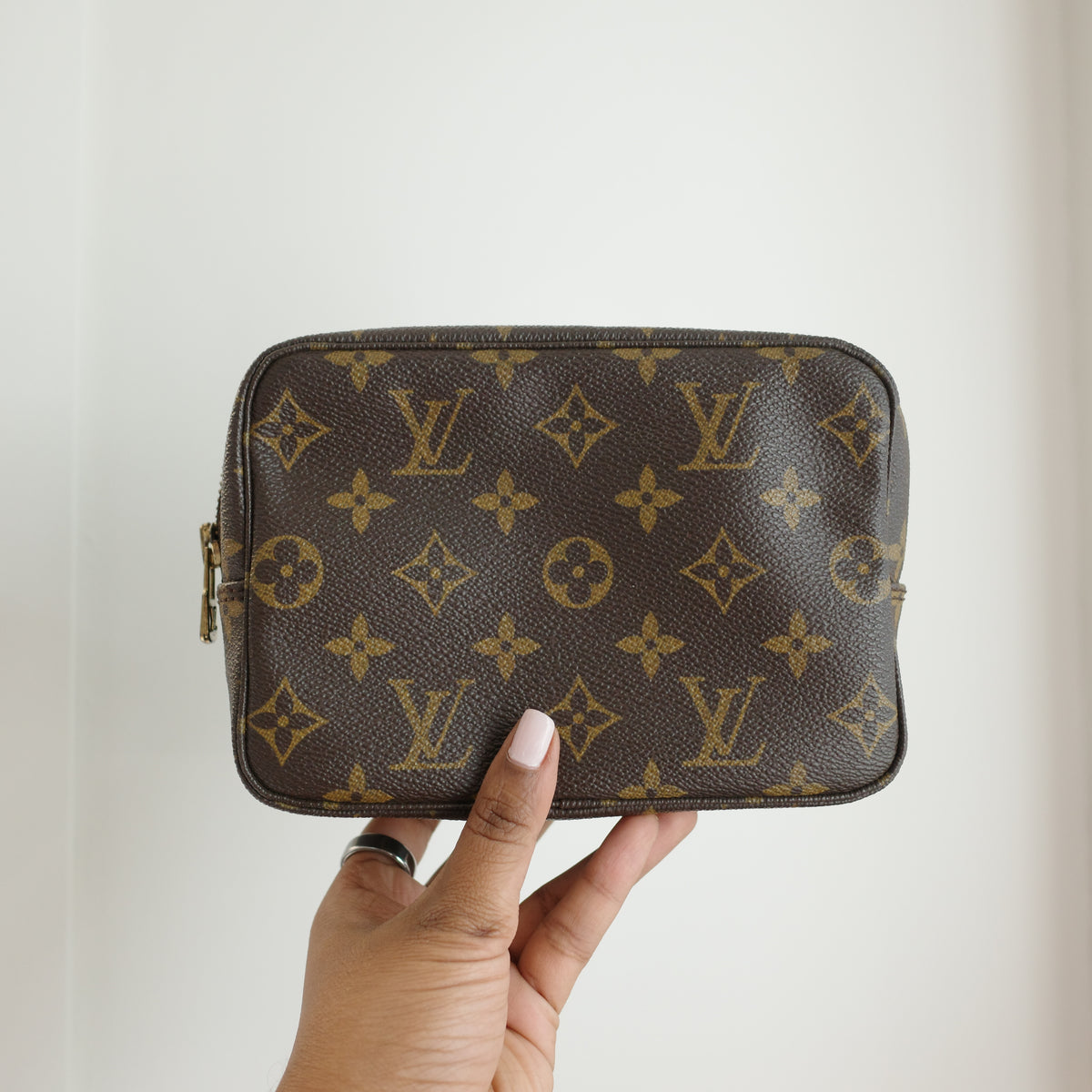 LOUIS VUITTON Monogram Trousse 18 RARE