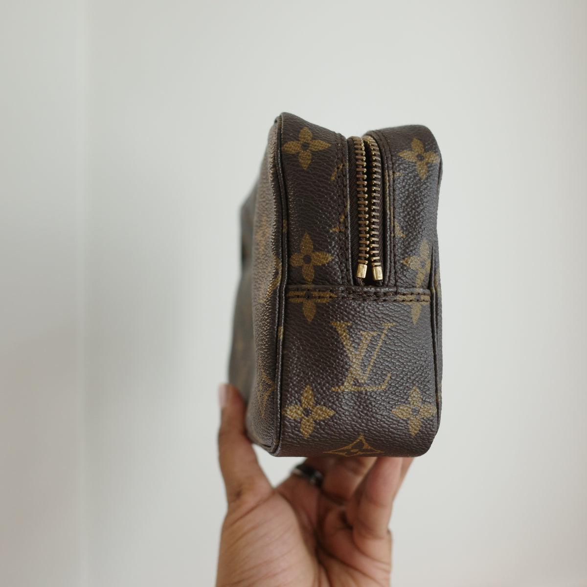 LOUIS VUITTON Monogram Trousse 18 RARE