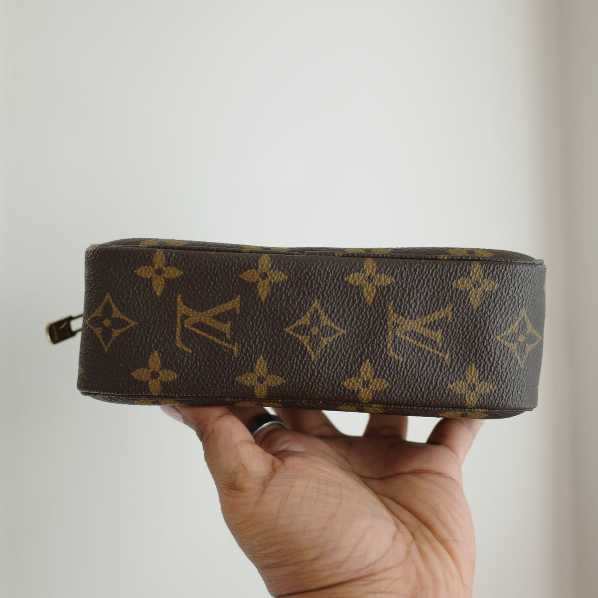 LOUIS VUITTON Monogram Trousse 18 RARE
