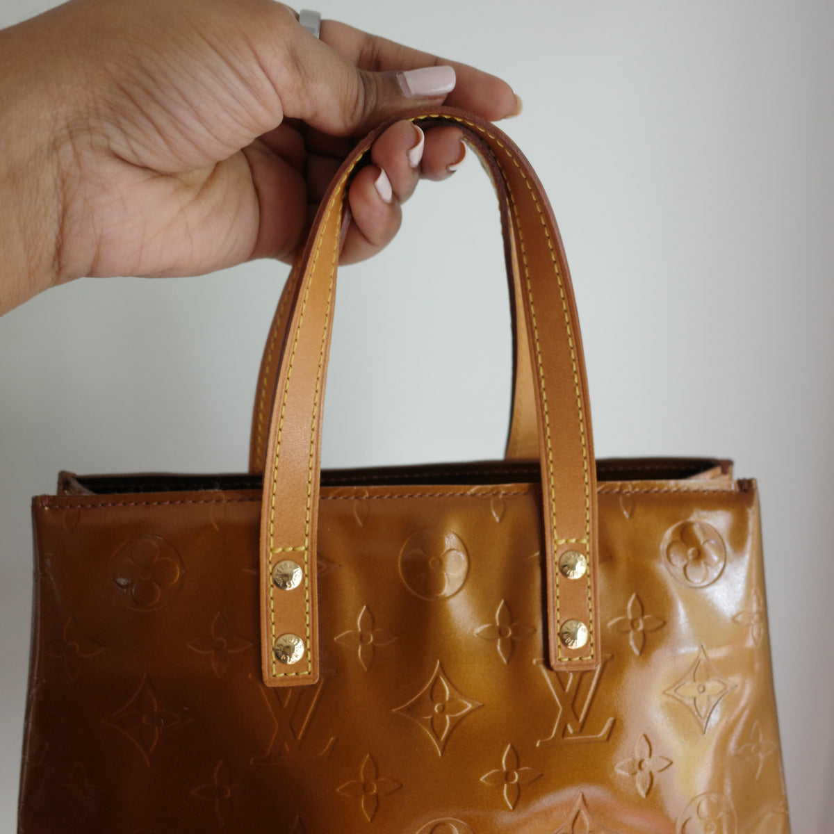 LOUIS VUITTON Vernis Reade PM Bronze