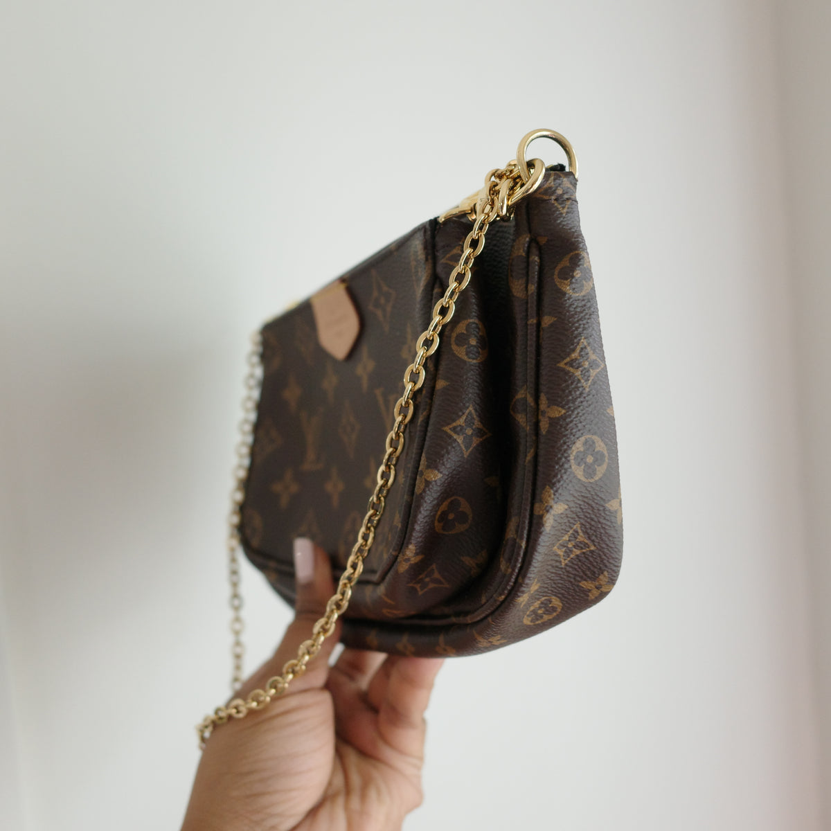 LOUIS VUITTON Monogram Multi Pochette Accessoires Monogram Pink Strap