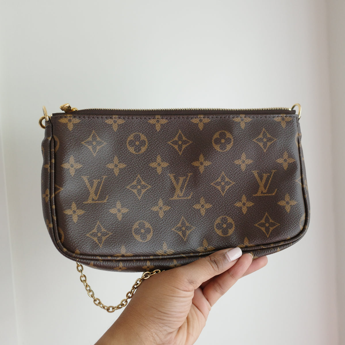 LOUIS VUITTON Monogram Multi Pochette Accessoires Monogram Pink Strap