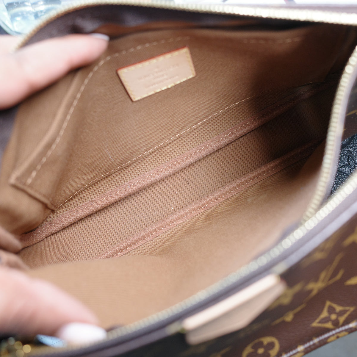 LOUIS VUITTON Monogram Multi Pochette Accessoires Monogram Pink Strap