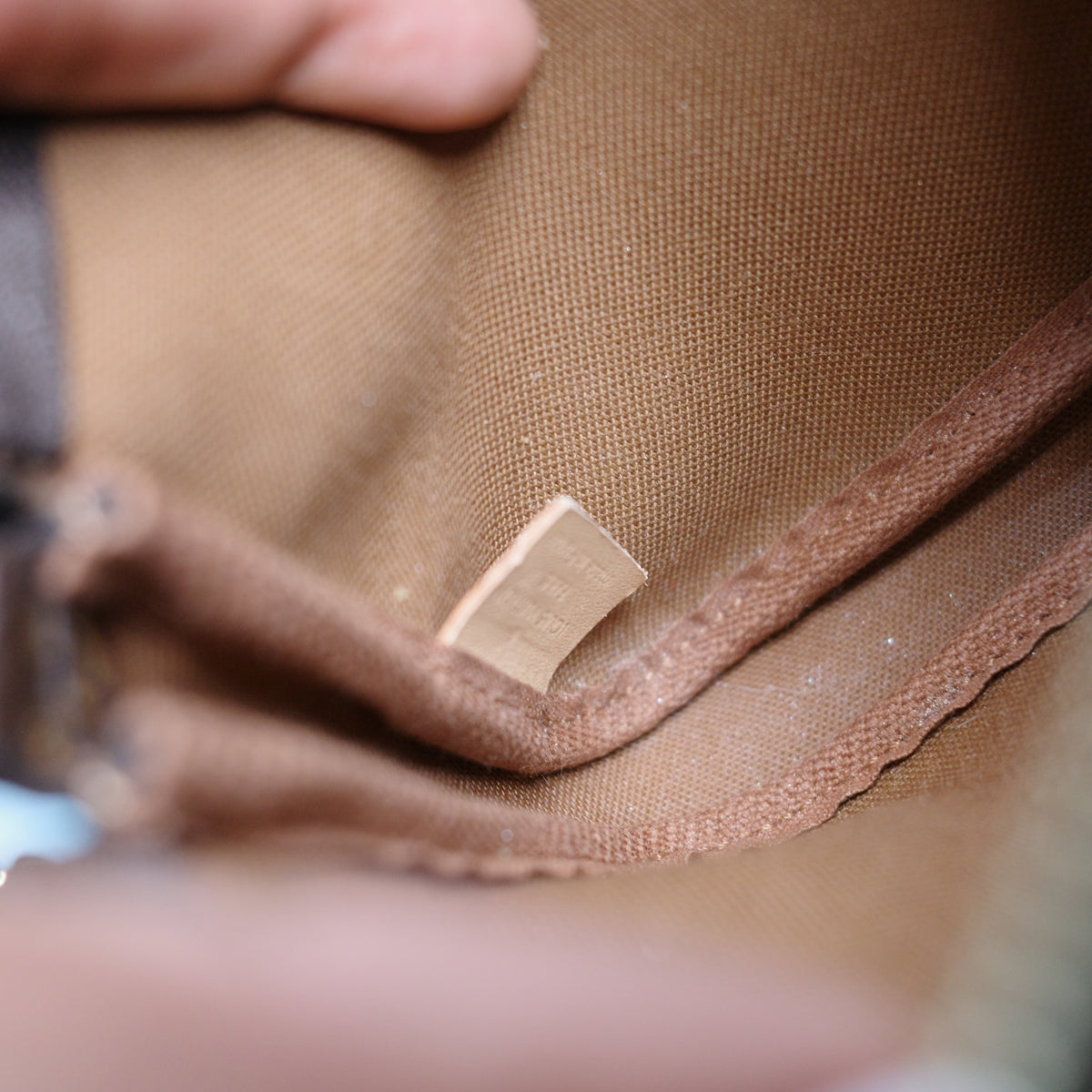LOUIS VUITTON Monogram Multi Pochette Accessoires Monogram Pink Strap