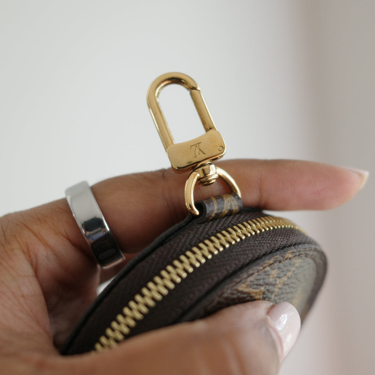 LOUIS VUITTON Monogram Multi Pochette Accessoires Monogram Pink Strap