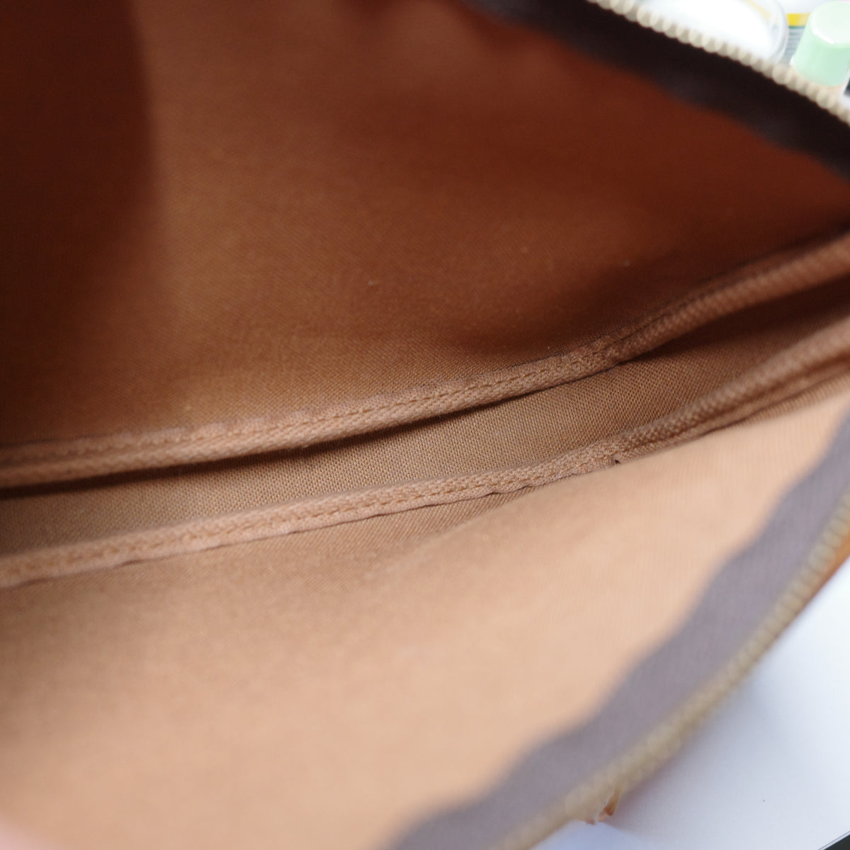 LOUIS VUITTON Vintage Monogram Pochette Accessoires