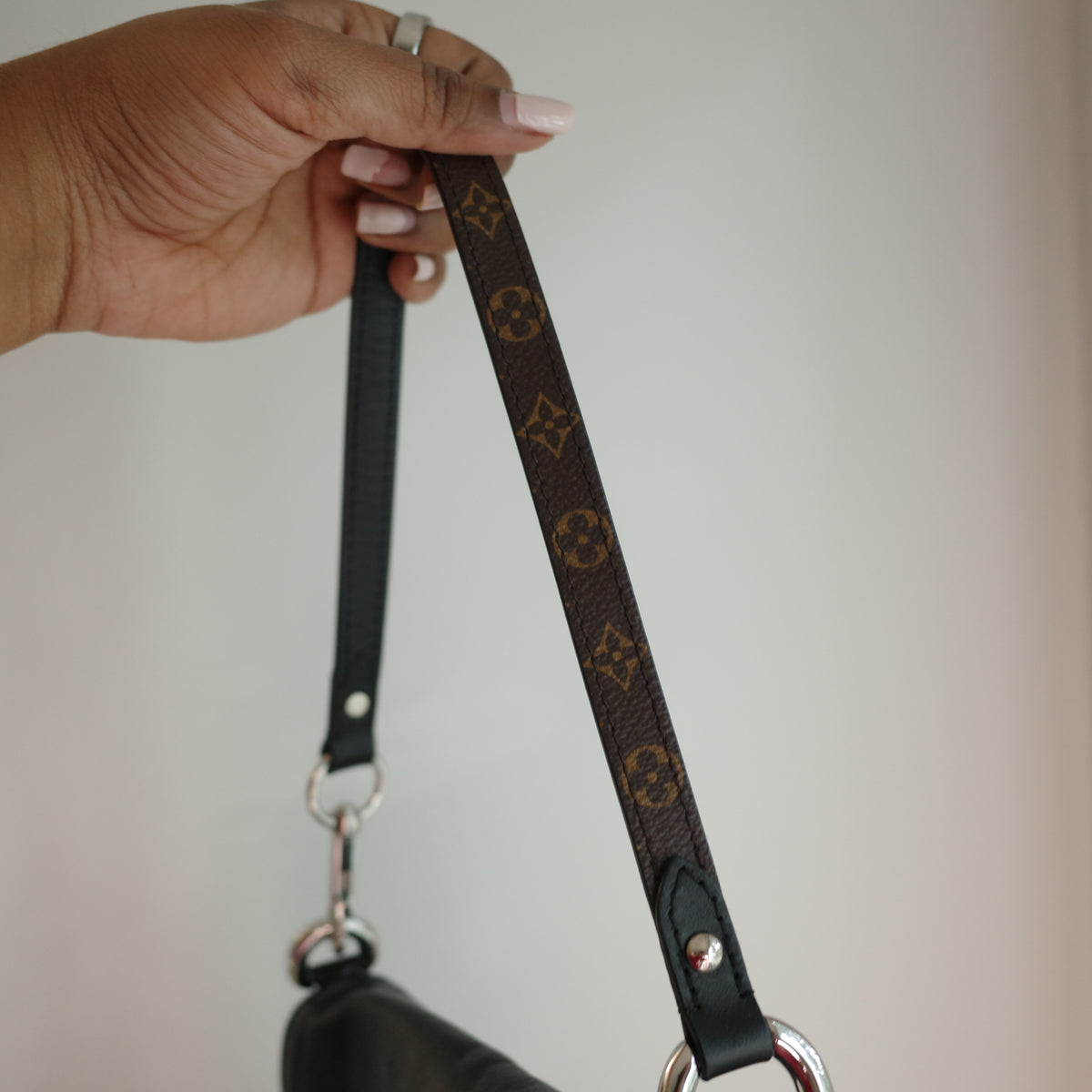LOUIS VUITTON Sunset Vibe Shoulder Bag