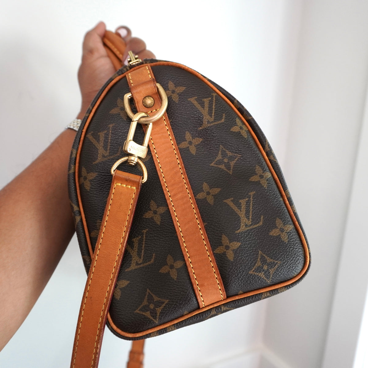 LOUIS VUITTON Monogram Speedy 25 Bandoliere
