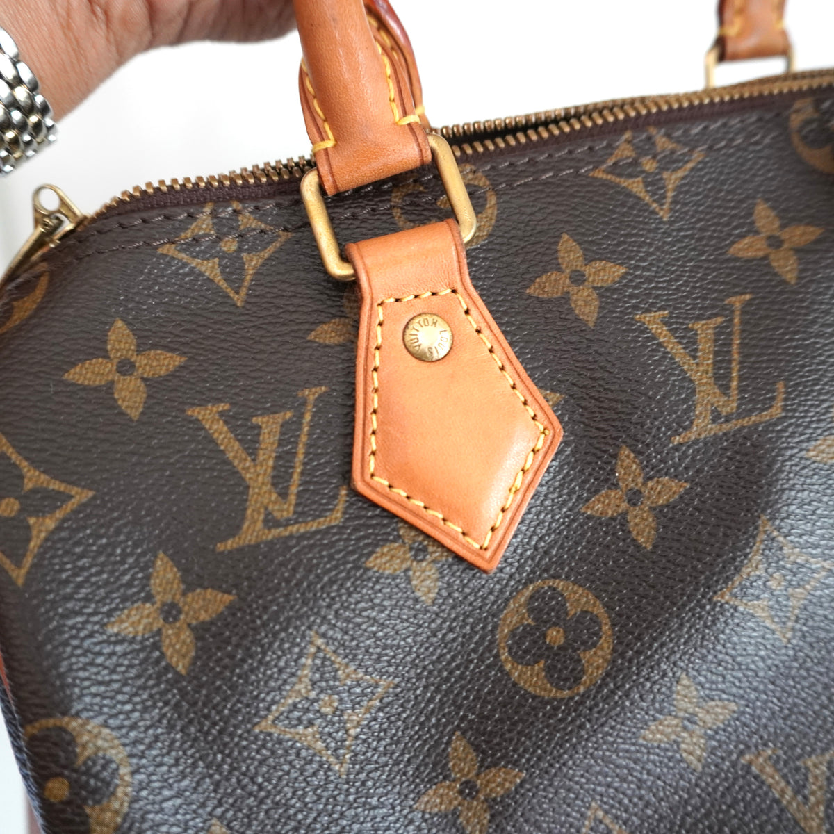 LOUIS VUITTON Monogram Speedy 25 Bandoliere