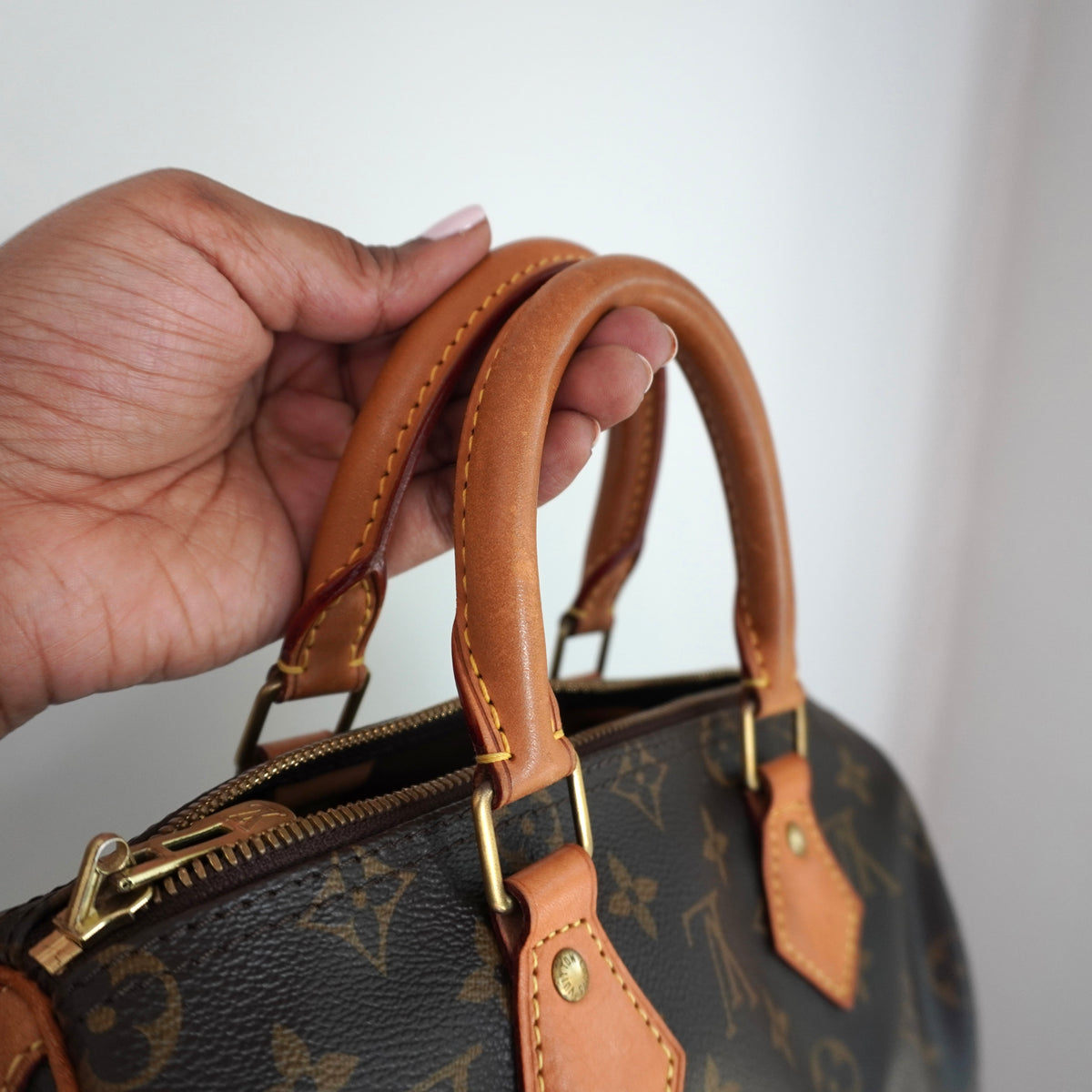 LOUIS VUITTON Monogram Speedy 25 Bandoliere