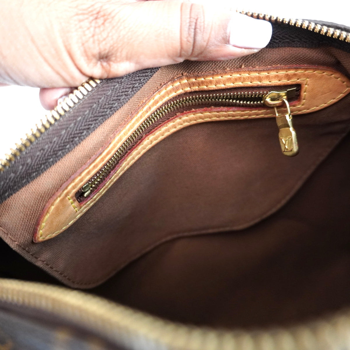 LOUIS VUITTON Monogram Speedy 25 Bandoliere