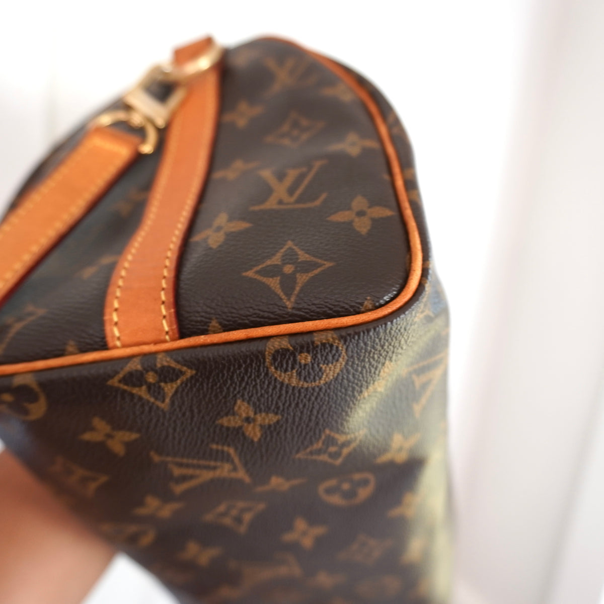 LOUIS VUITTON Monogram Speedy 25 Bandoliere