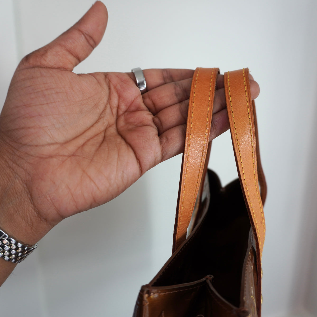 LOUIS VUITTON Vernis Reade PM Bronze