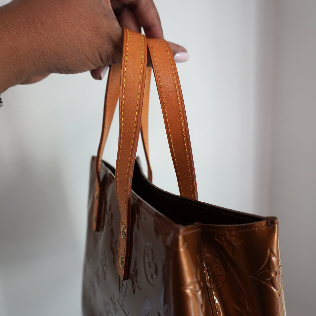 LOUIS VUITTON Vernis Reade PM Bronze