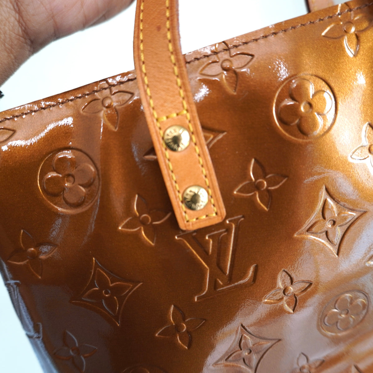 LOUIS VUITTON Vernis Reade PM Bronze