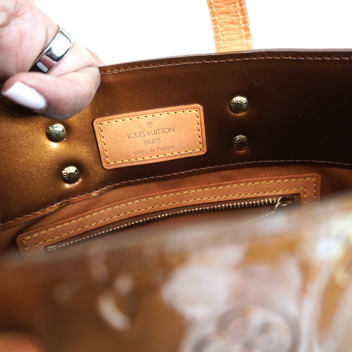 LOUIS VUITTON Vernis Reade PM Bronze