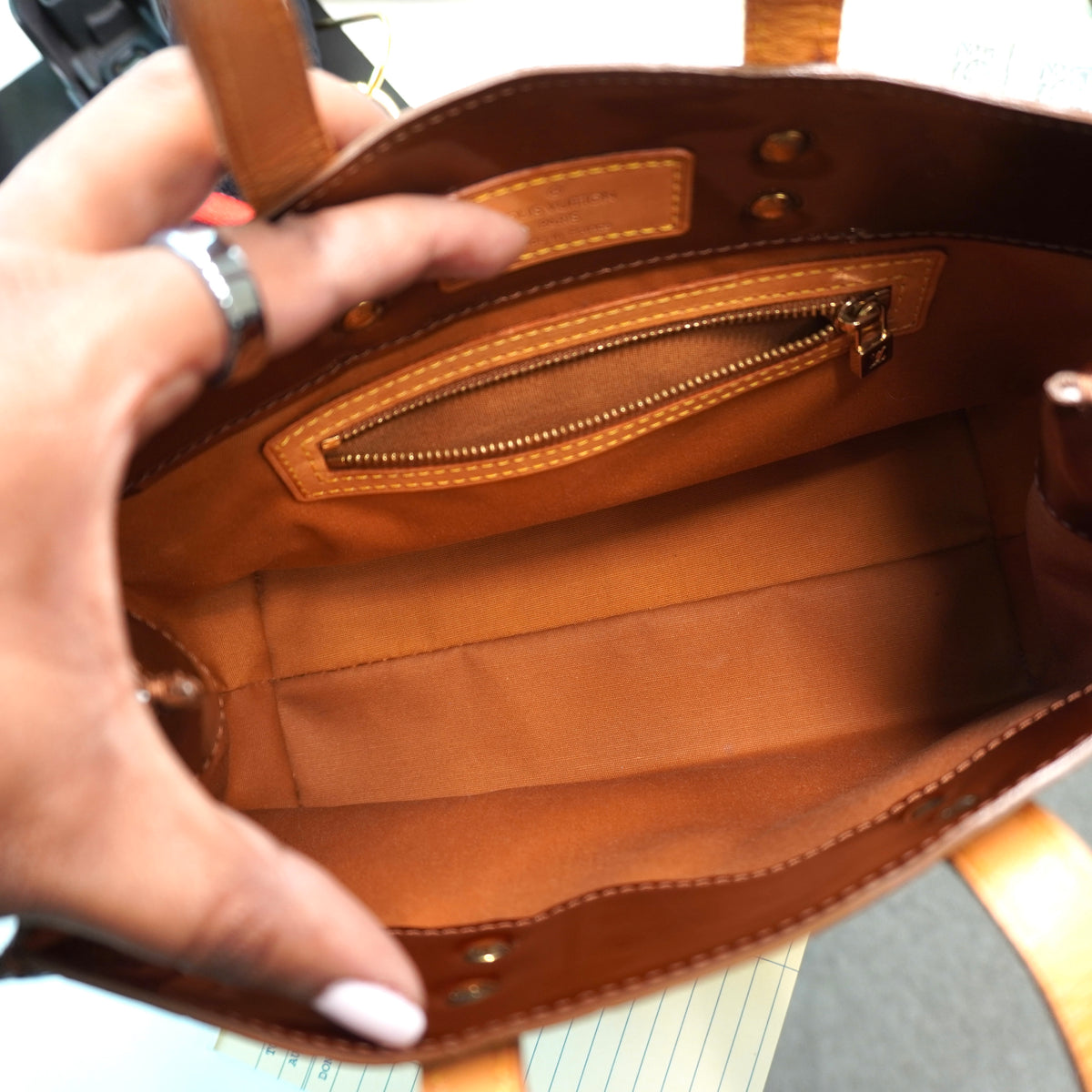 LOUIS VUITTON Vernis Reade PM Bronze