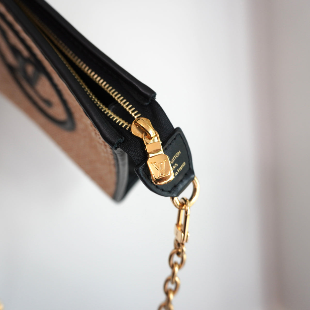 LOUIS VUITTON Raffia & Black Leather Toiletry 26 Pouch on Chain