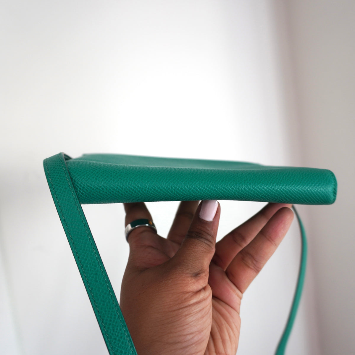 HERMES Clic 16 Green Epsom Wallet on Strap Z Stamp