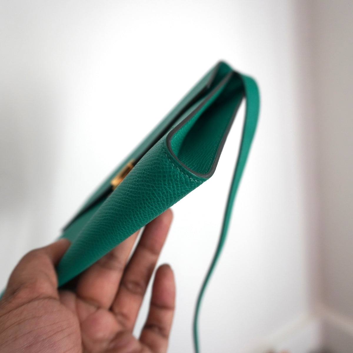HERMES Clic 16 Green Epsom Wallet on Strap Z Stamp