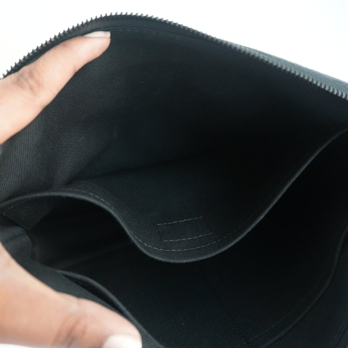 LOUIS VUITTON Pochette Voyage Souple Monogram Midnight