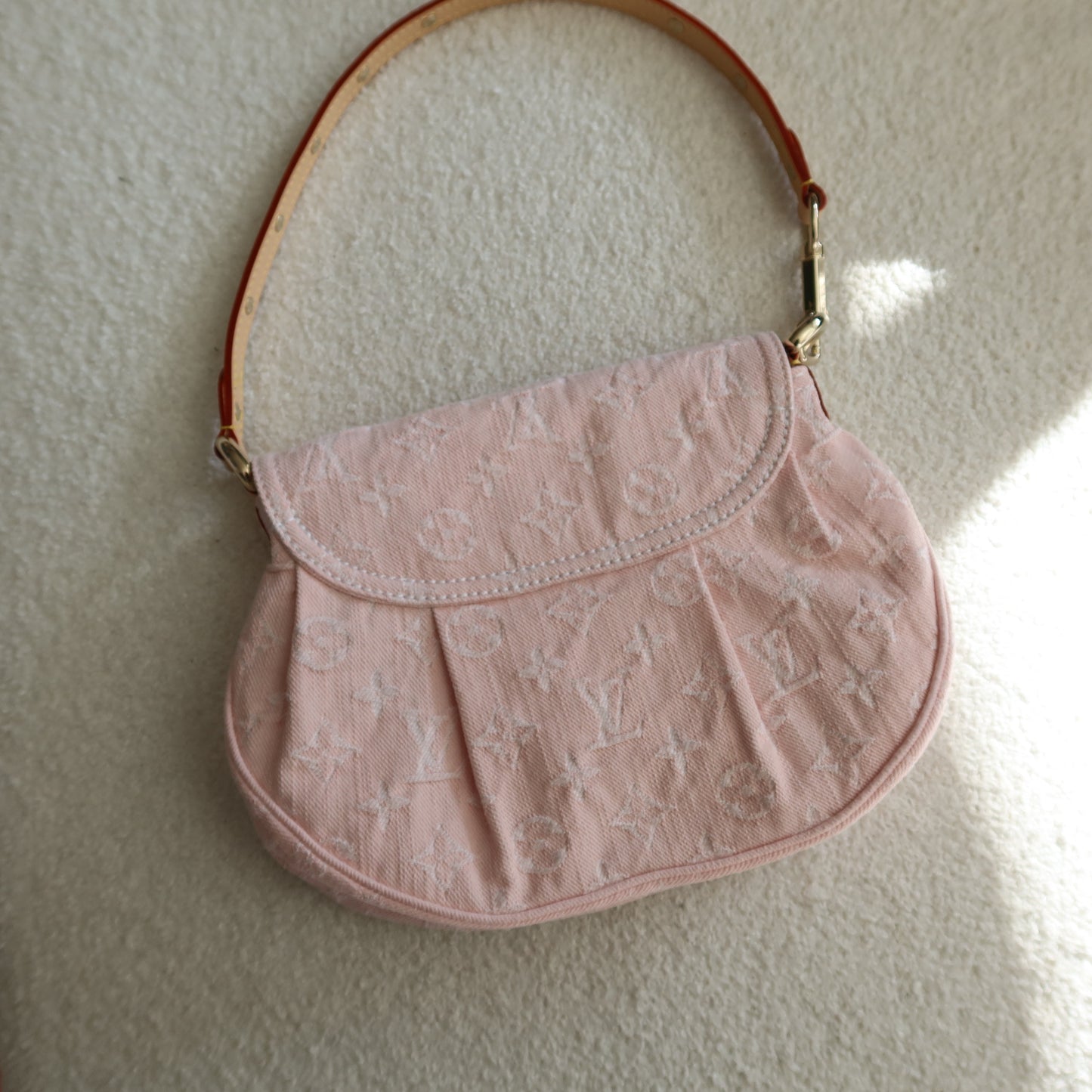 LOUIS VUITTON Light Pink Denim Sunset