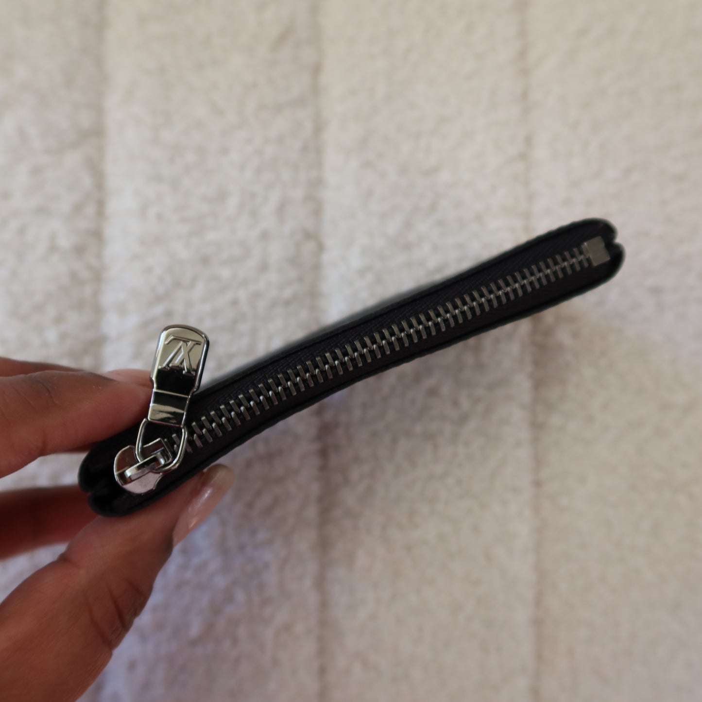 LOUIS VUITTON Monogram Eclipse Key Cles