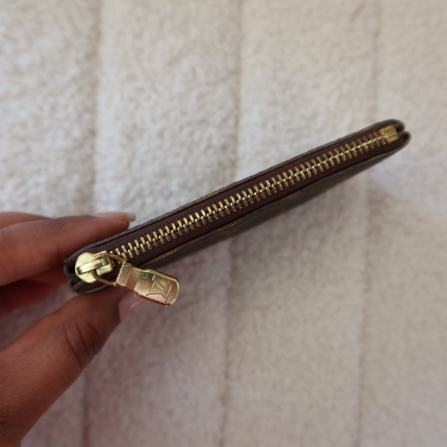 LOUIS VUITTON Monogram Key Cles