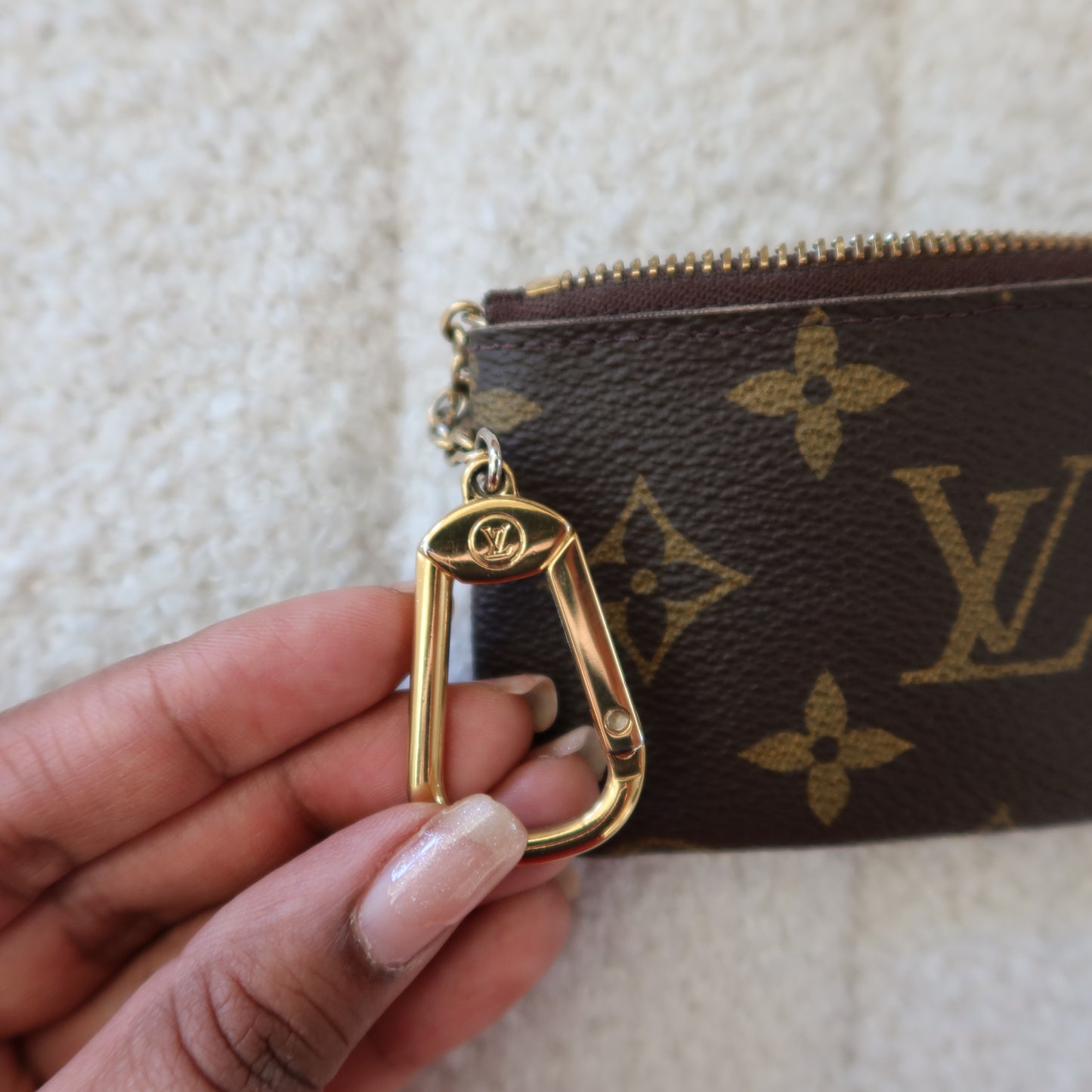 LOUIS VUITTON Monogram Key Cles
