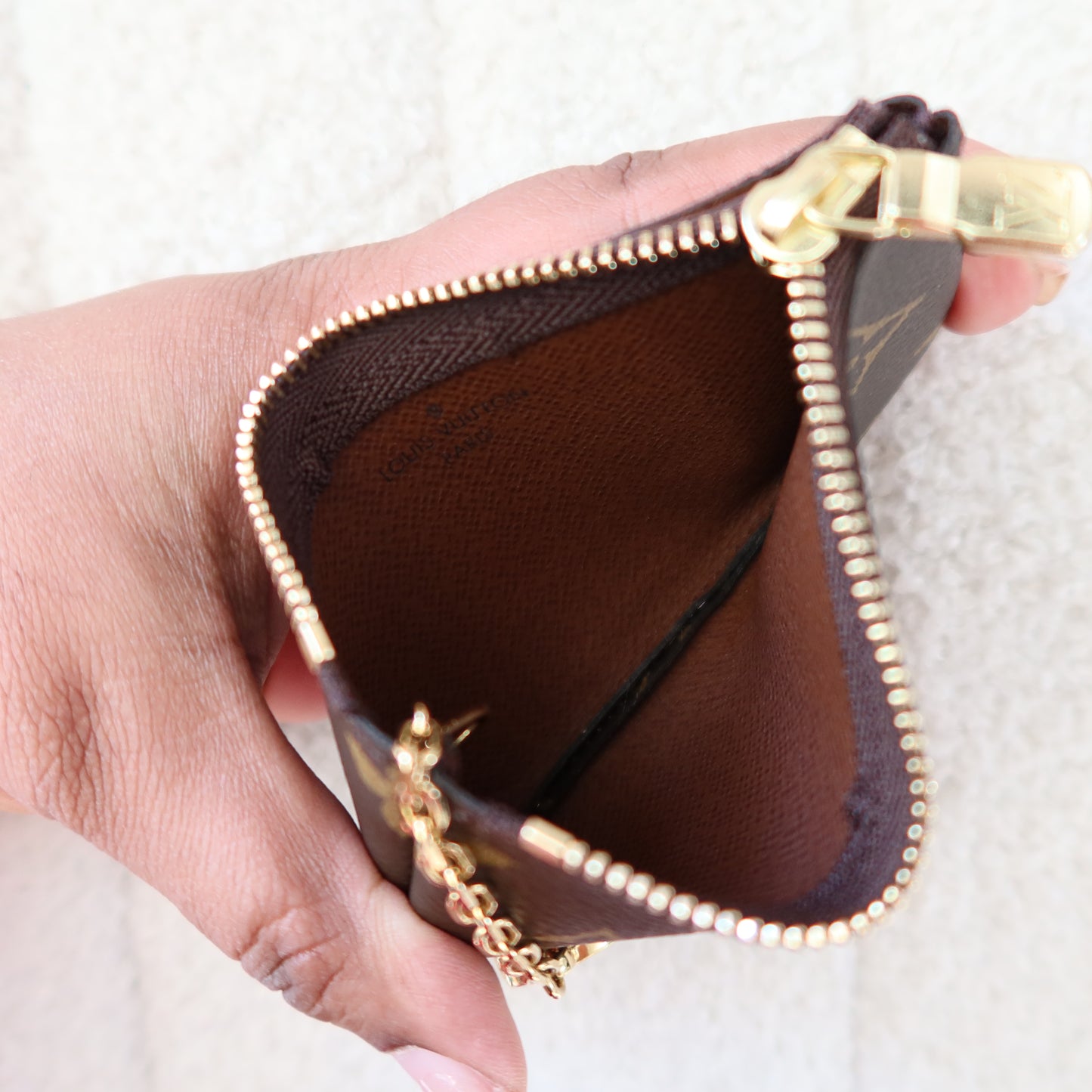 LOUIS VUITTON Monogram Key Cles
