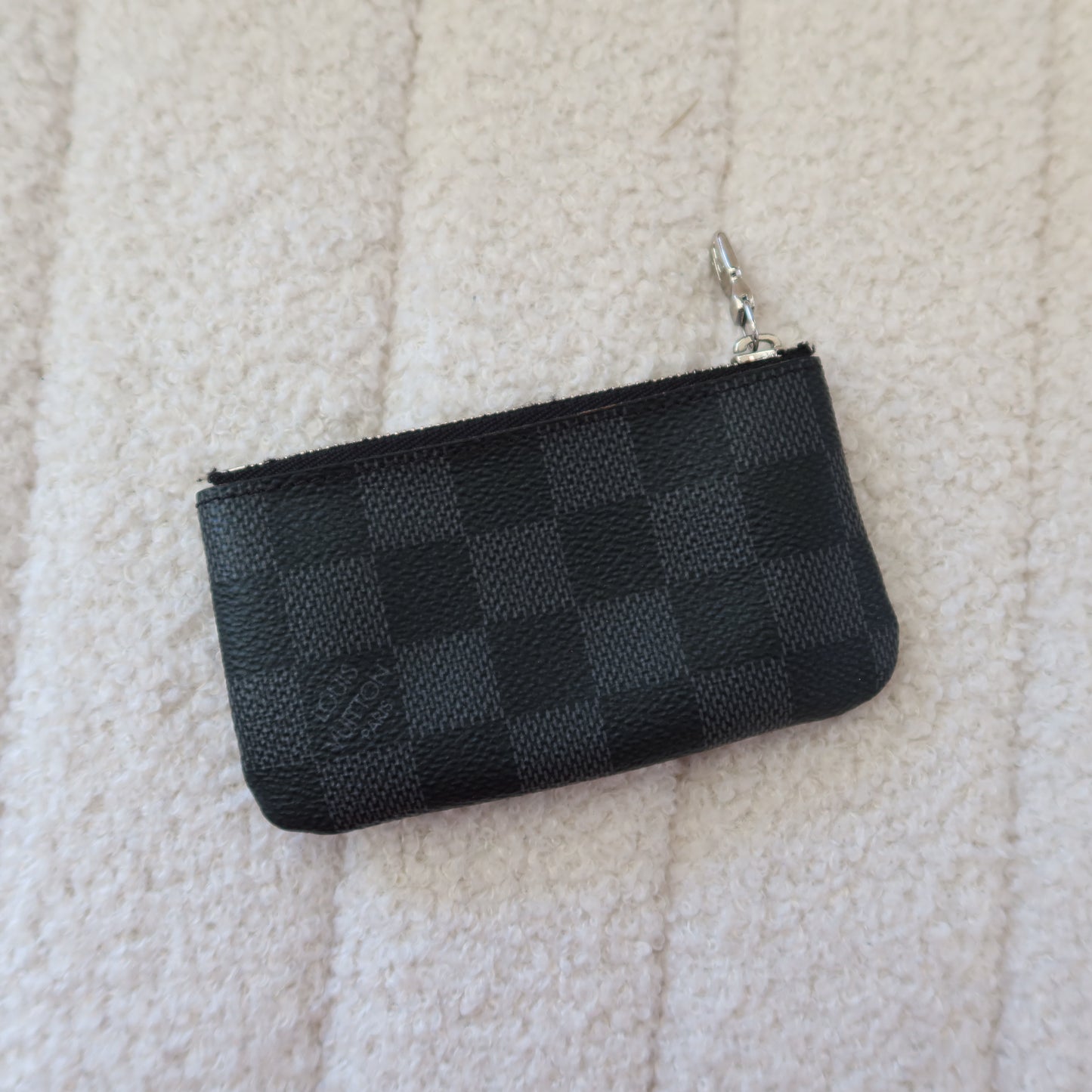 LOUIS VUITTON Damier Graphite Key Cles