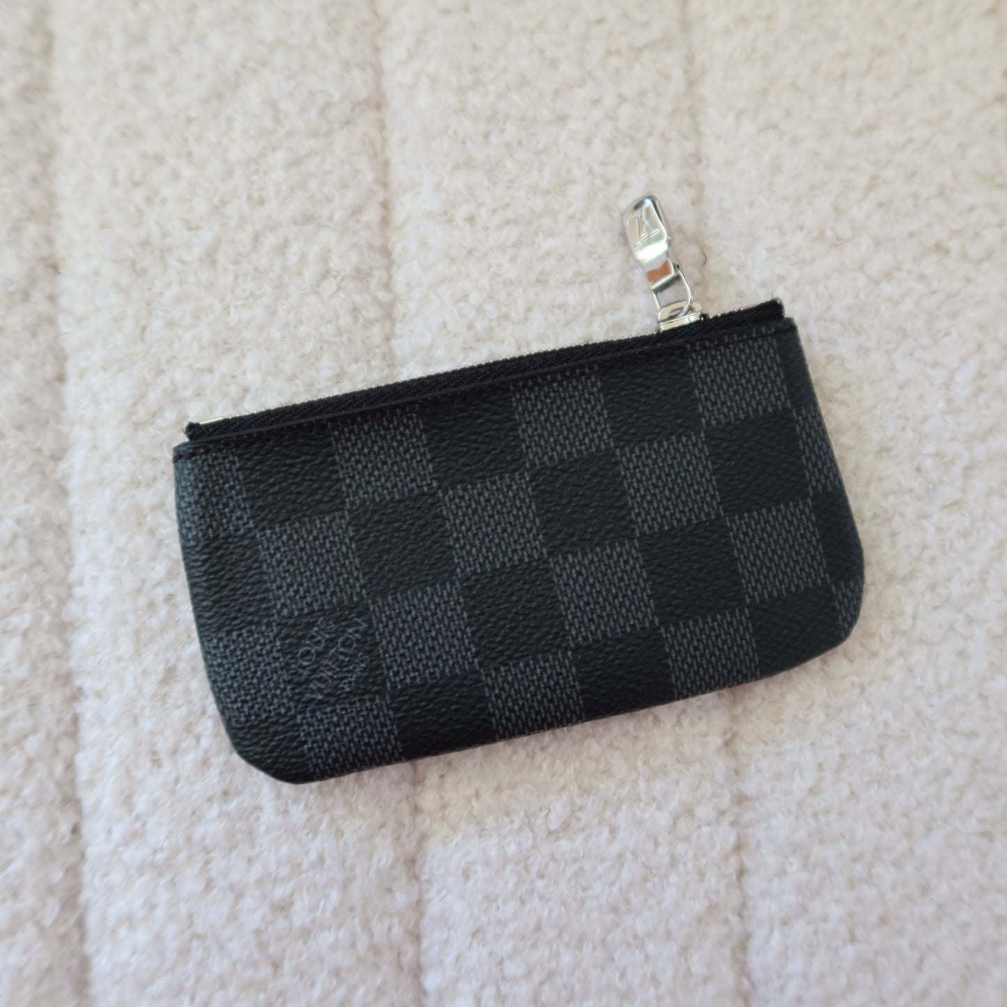LOUIS VUITTON Damier Graphite Key Cles