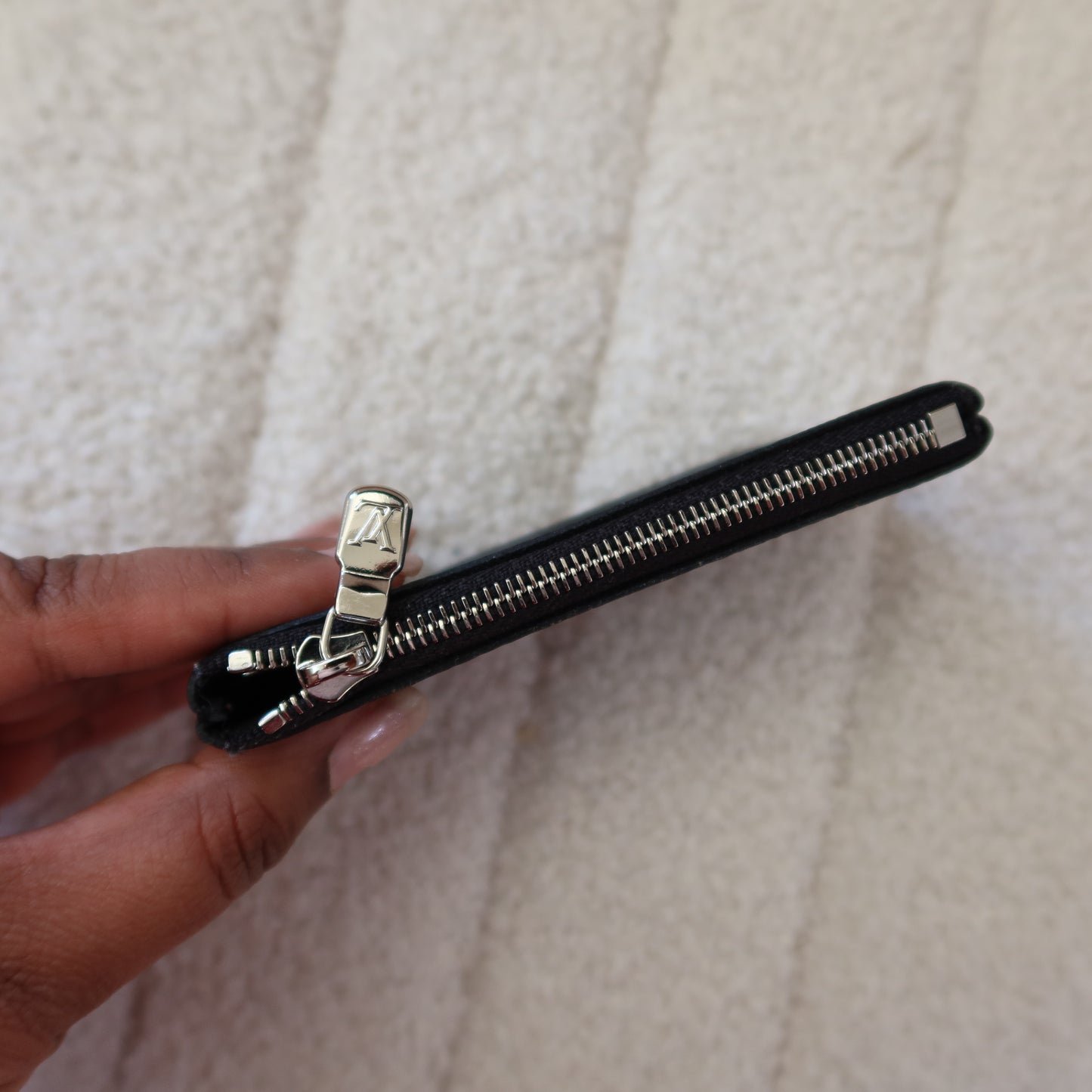 LOUIS VUITTON Damier Graphite Key Cles