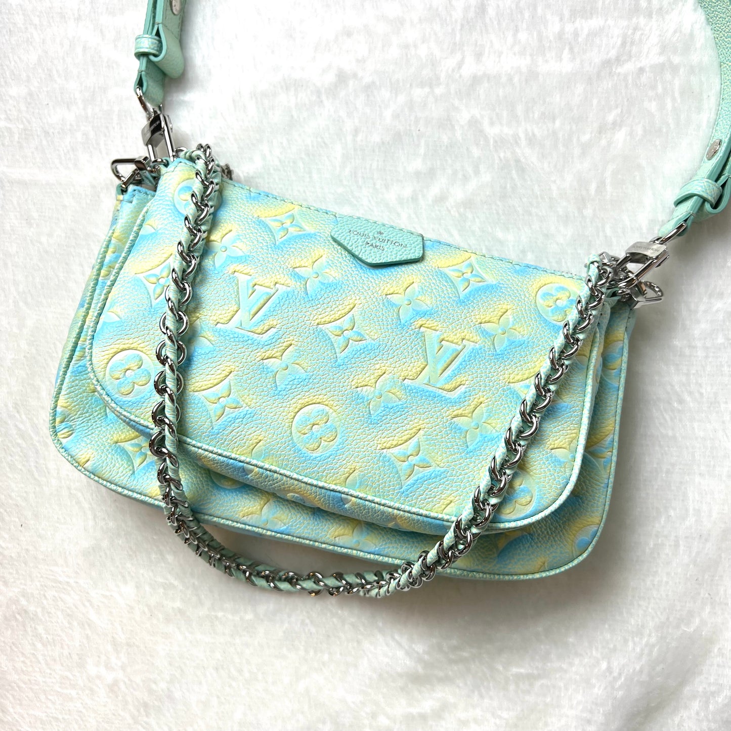 LOUIS VUITTON Empreinte Stardust Multi Pochette Accessoires