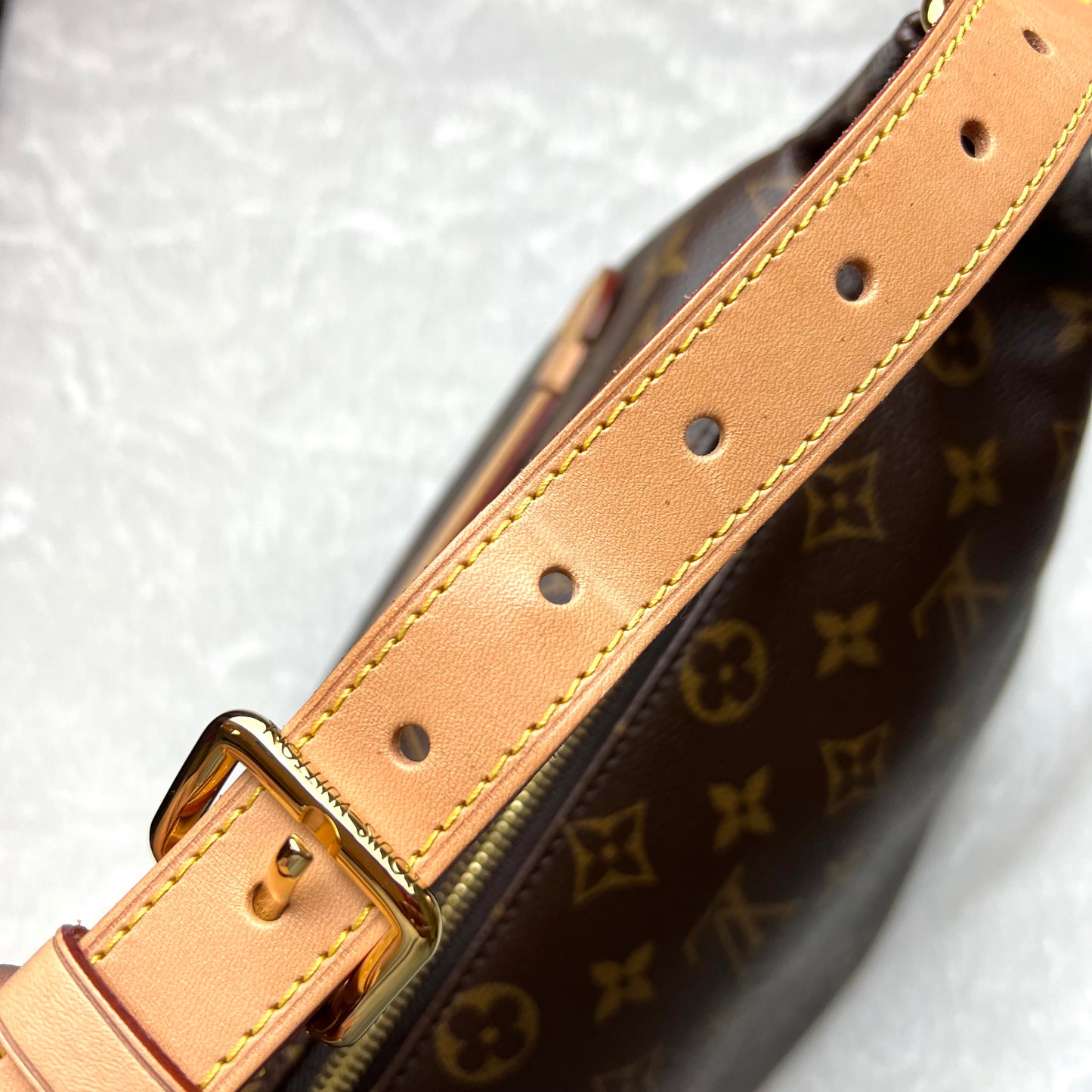 LOUIS VUITTON Monogram Bumbag