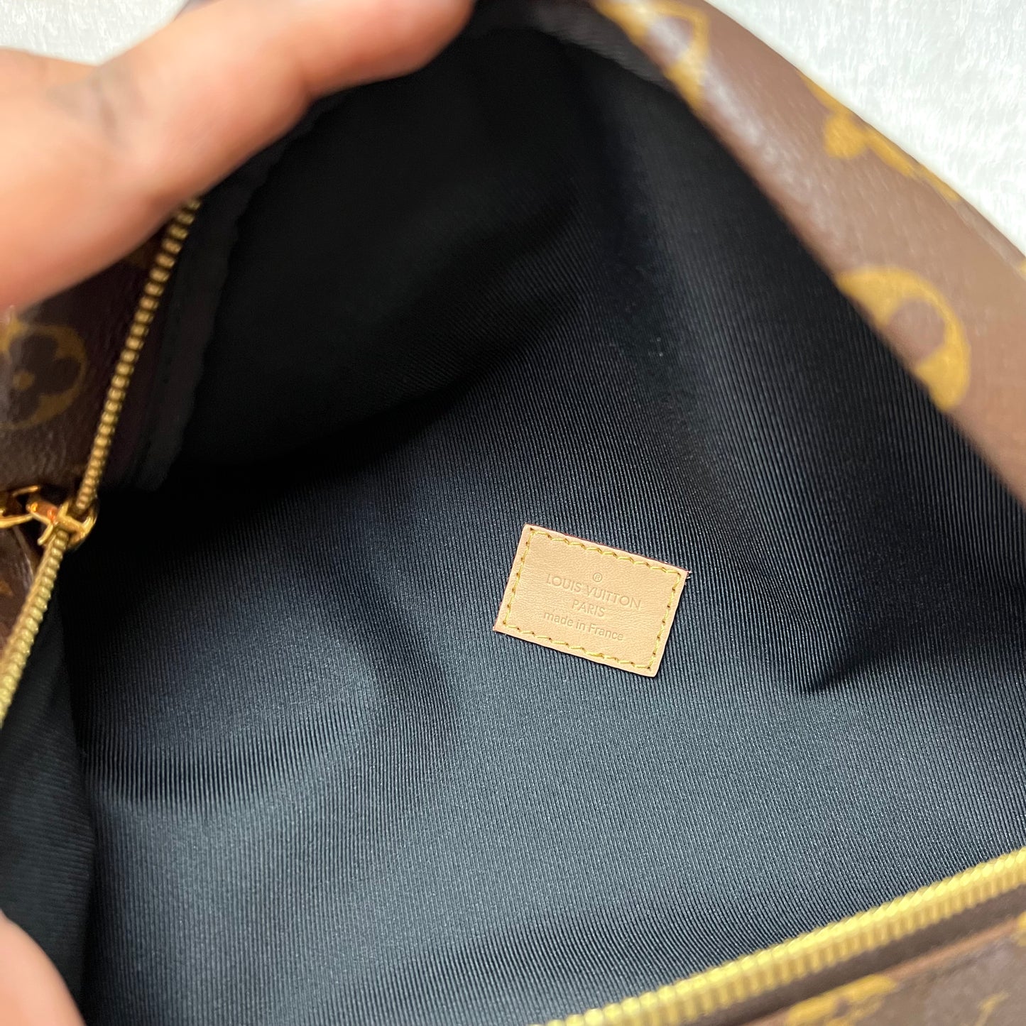 LOUIS VUITTON Monogram Bumbag