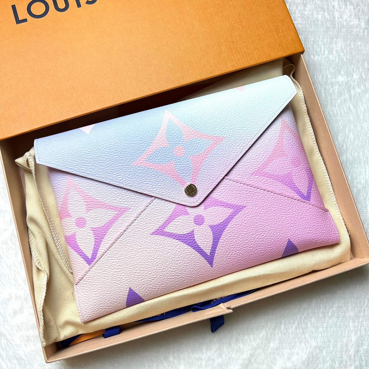 LOUIS VUITTON Sunrise Pastel Kirigami Pochette Trio