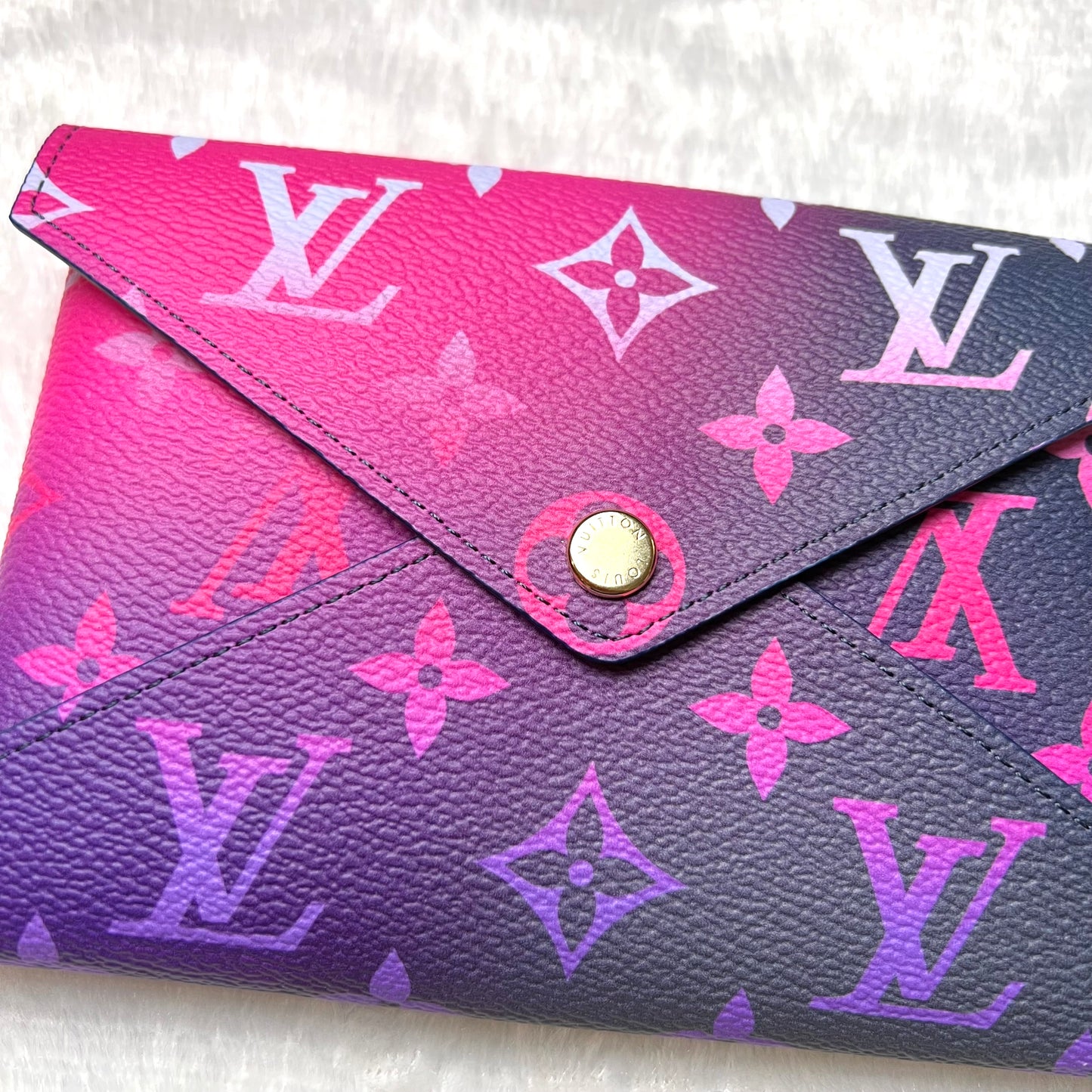 LOUIS VUITTON Sunrise Pastel Kirigami Pochette Trio