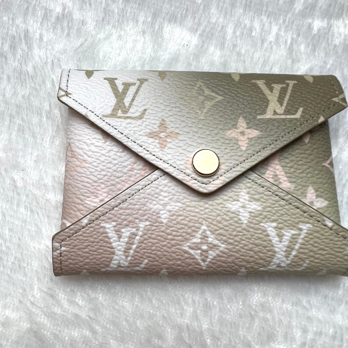 LOUIS VUITTON Sunrise Pastel Kirigami Pochette Trio